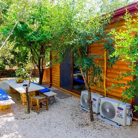 Garden Kas